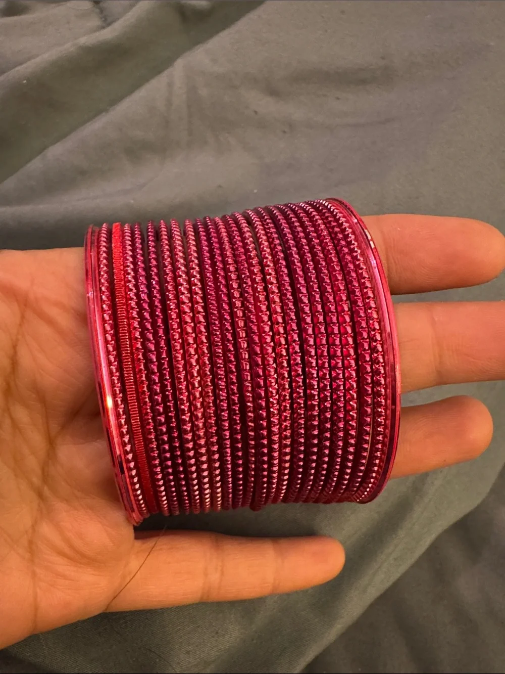 India pakitani Stack of Shiny Fuchsia Bangles set
